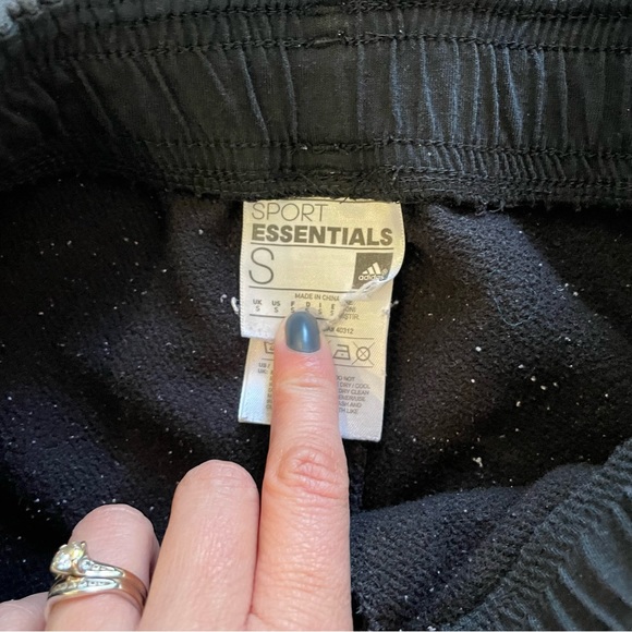 ADIDAS - Picture 3 of 6